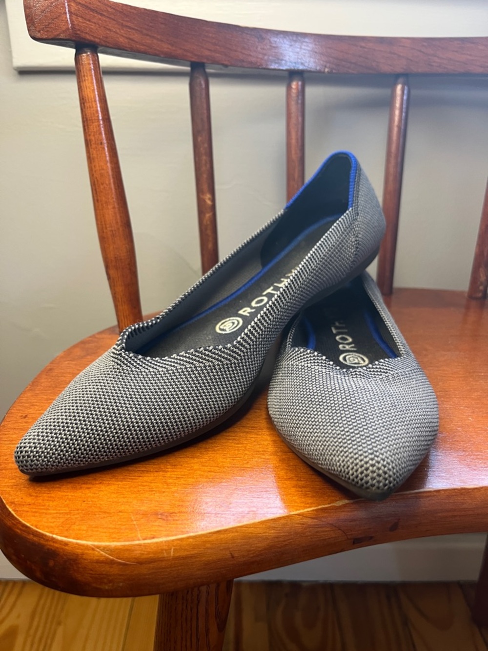 Rothy’s The Point flats in the Cloud Grey Birdseye pattern size 7.5